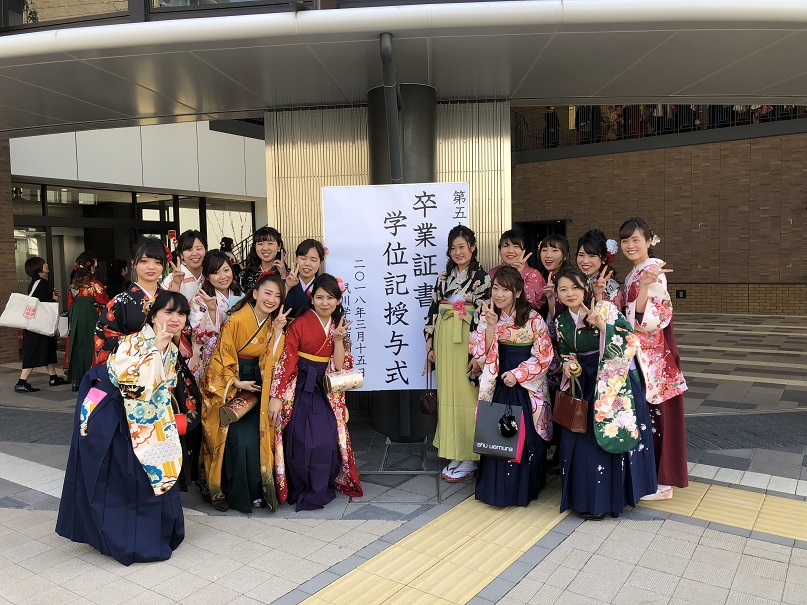 神戸 大学 卒業 式 2022
